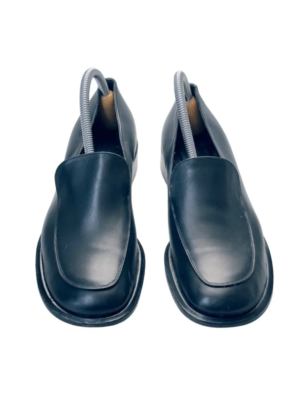 HAROLD POWELL Women’s Shoes Black Leather Loafer Size 8.5B left foot 9B Right